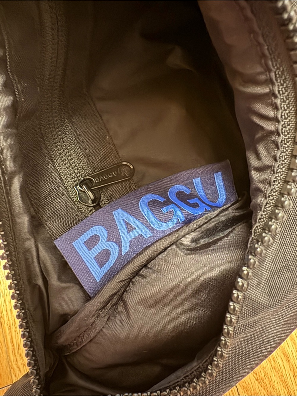 BAGGU Mini Nylon Shoulder Bag in Black - Picture 4 of 4